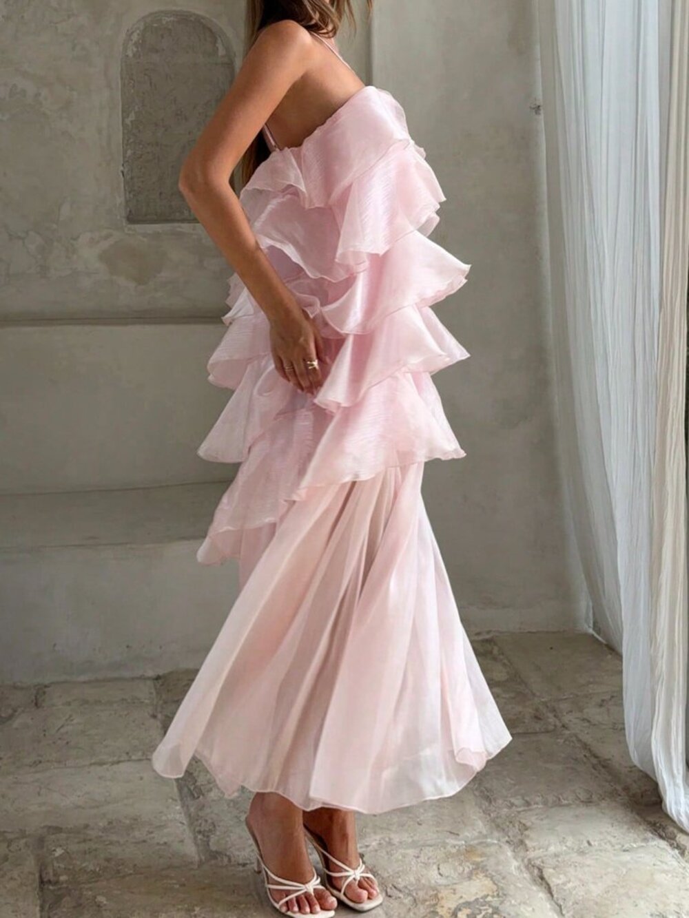 Pink Elegant Bohemian Women's Party Halter Dress with Layered Ruffle - Picture 3 of 8